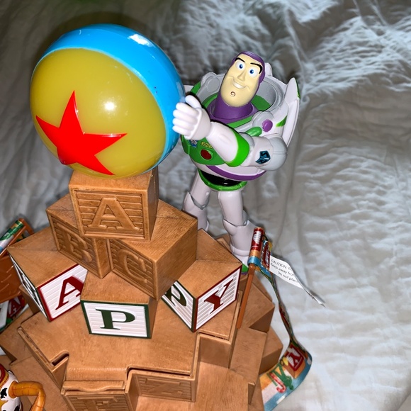 Pixar Toy Story Woody & Buzz Popcorn Bucket - Collector’s Edition - Picture 5 of 9